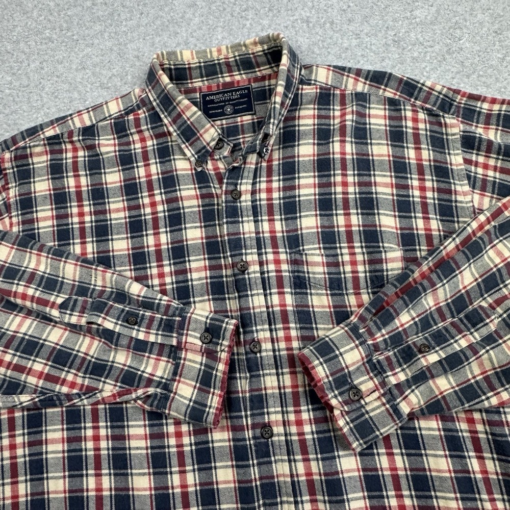 American Eagle Outfitters Shirt Men's 2XL ‎ Modern Plaid Super Soft Multicolored